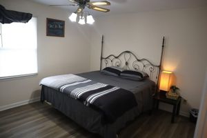 Alquiler Vacacional - Your Side of Paradise: Gem in a Duplex Haven near Berry College & Tennis Courts