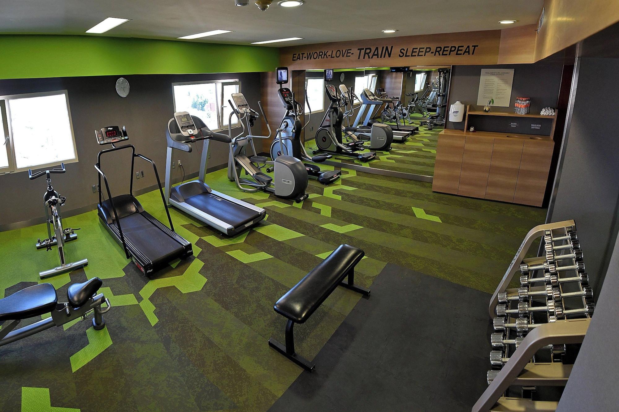 Gimnasio Courtyard by Marriott Mexico City Revolucion