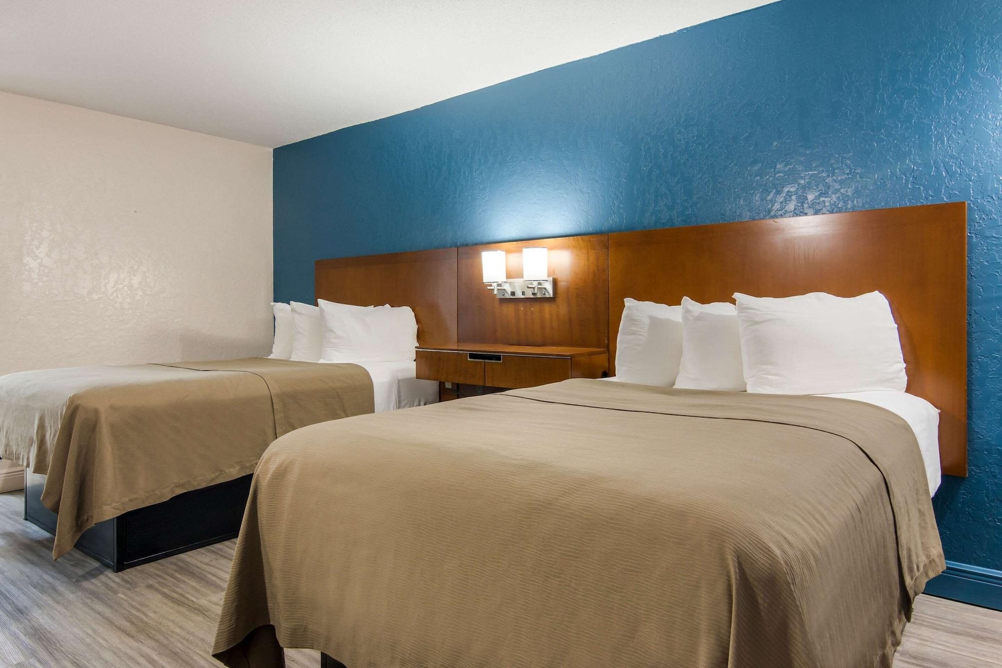 Habitación Rodeway Inn Broken Bow - Hochatown