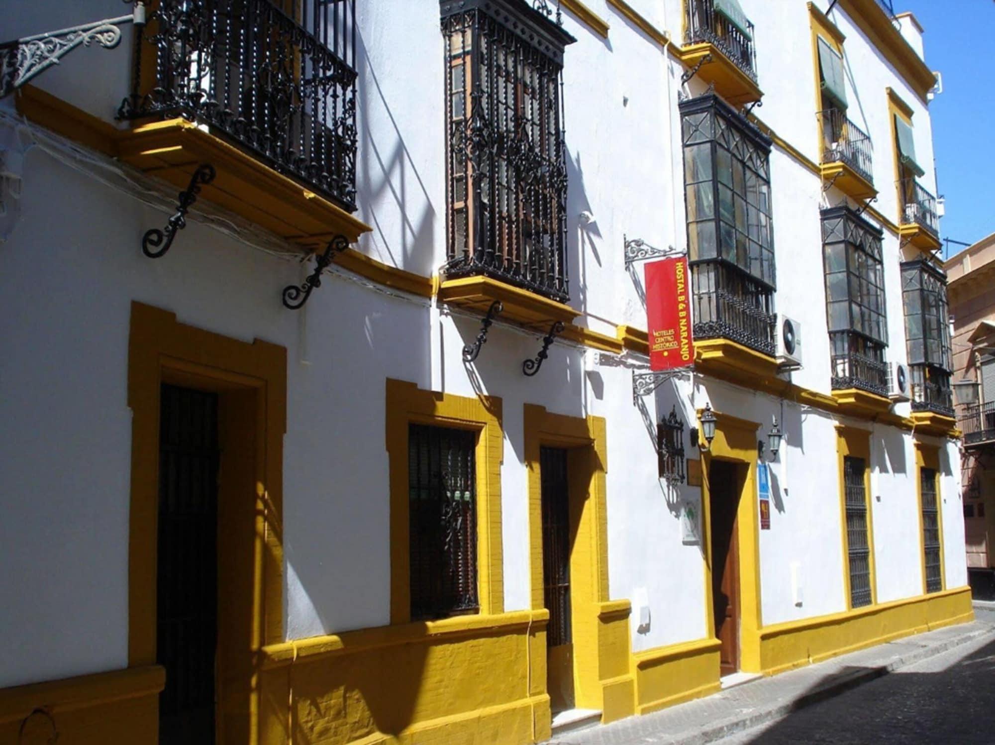 Vista Exterior Bed & Breakfast Naranjo