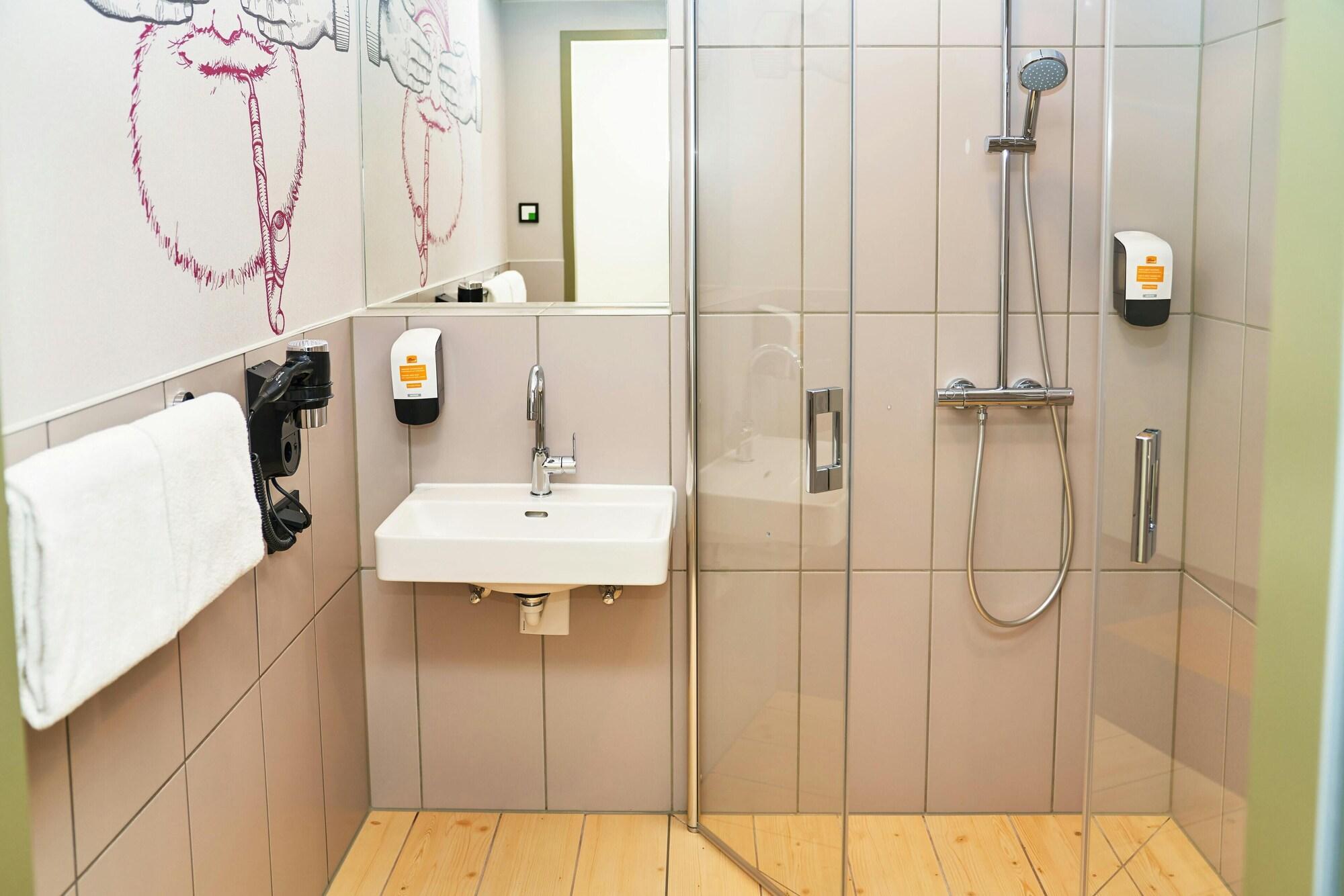Equipamiento de Habitación McDreams Hotel München-Nord