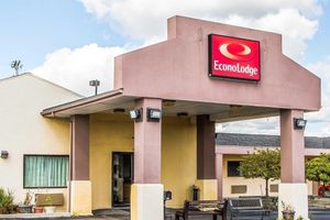 Alojamiento - Rodeway Inn