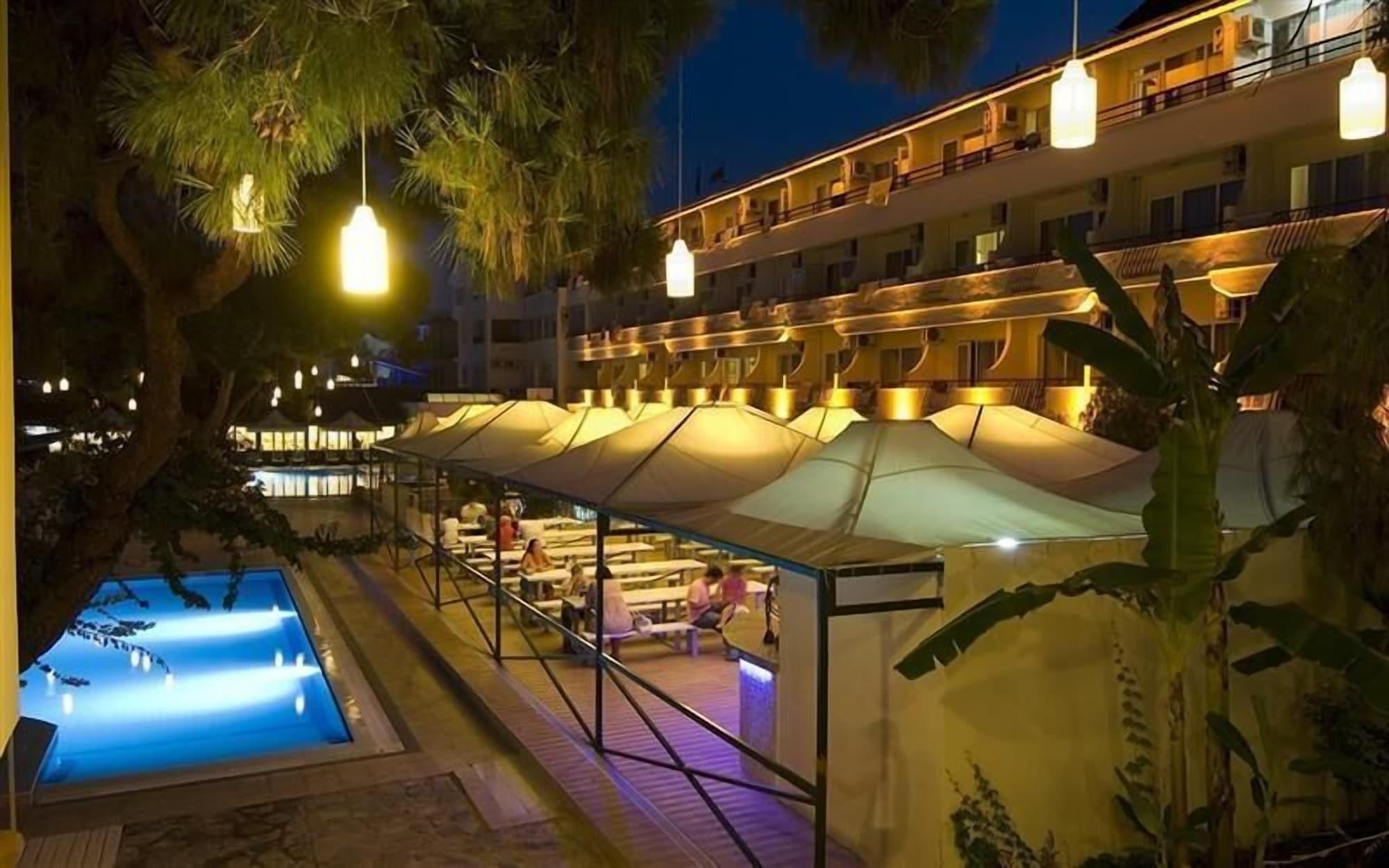 Restaurant Club Marakesh Beach Hotel