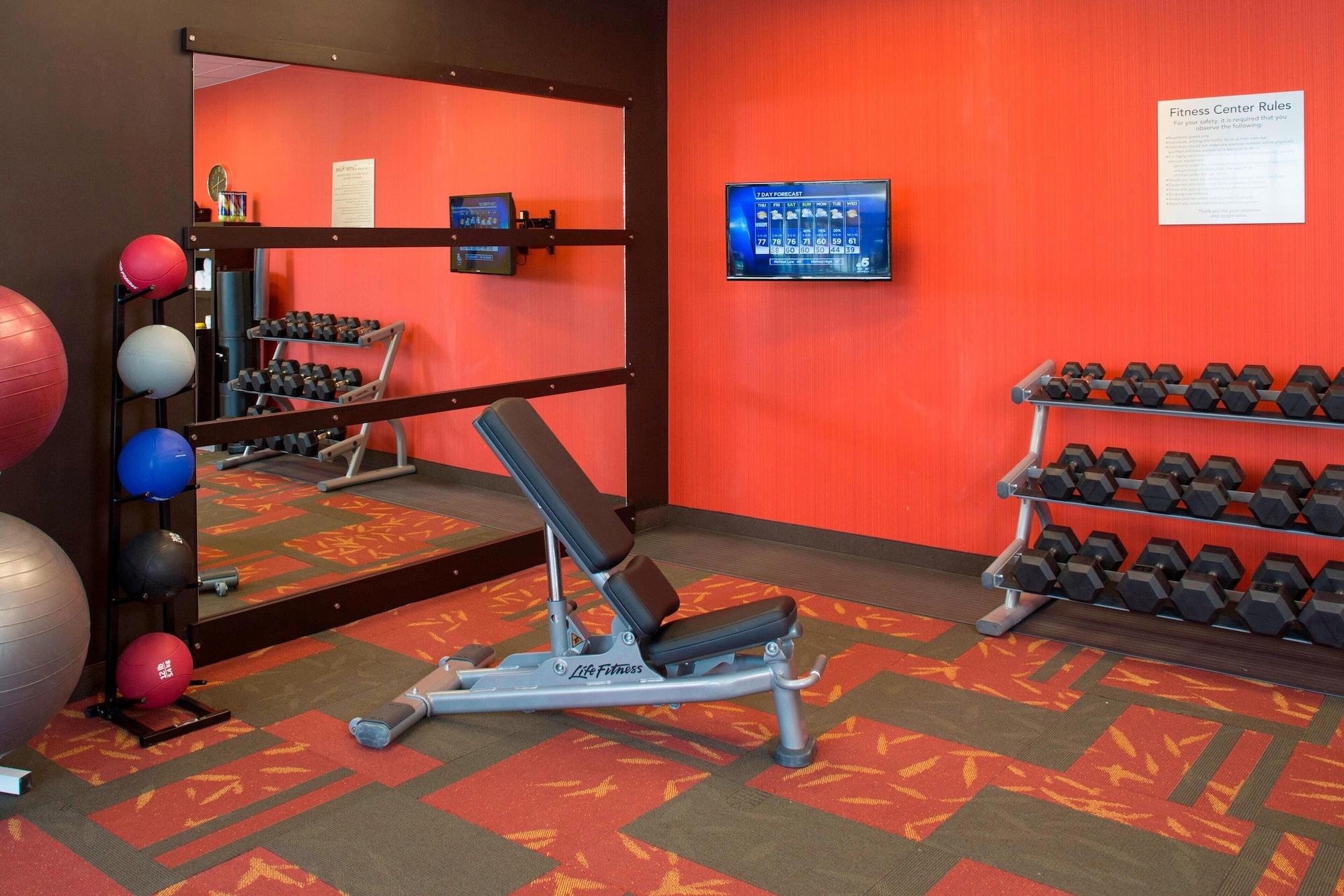 Gimnasio Courtyard by Marriott Dallas Midlothian-Midlothian Conf Ctr