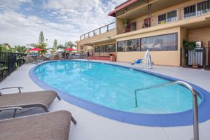 Alojamiento - Ramada by Wyndham San Diego Airport