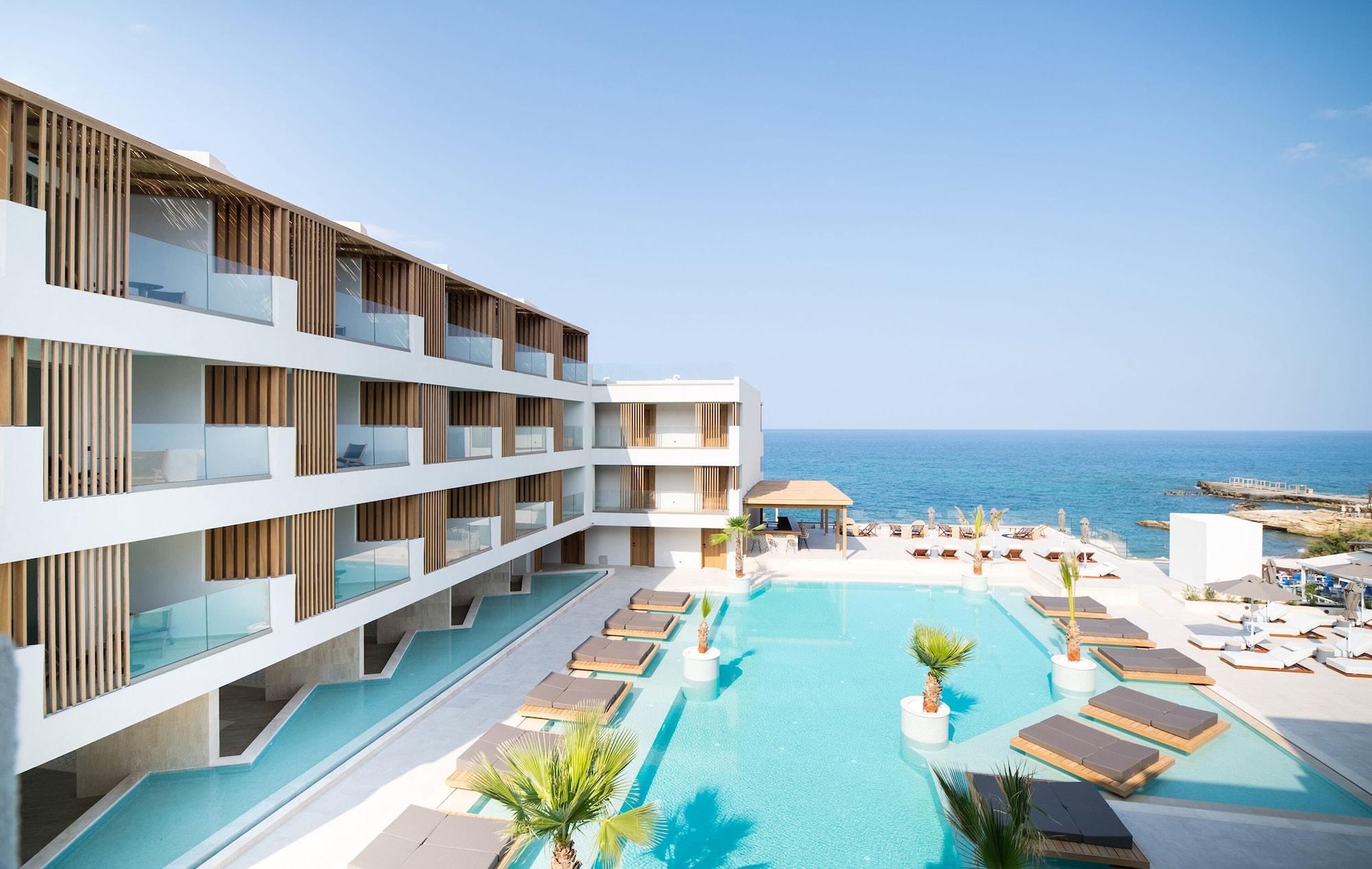 Vista Piscina Akasha Beach Hotel & Spa