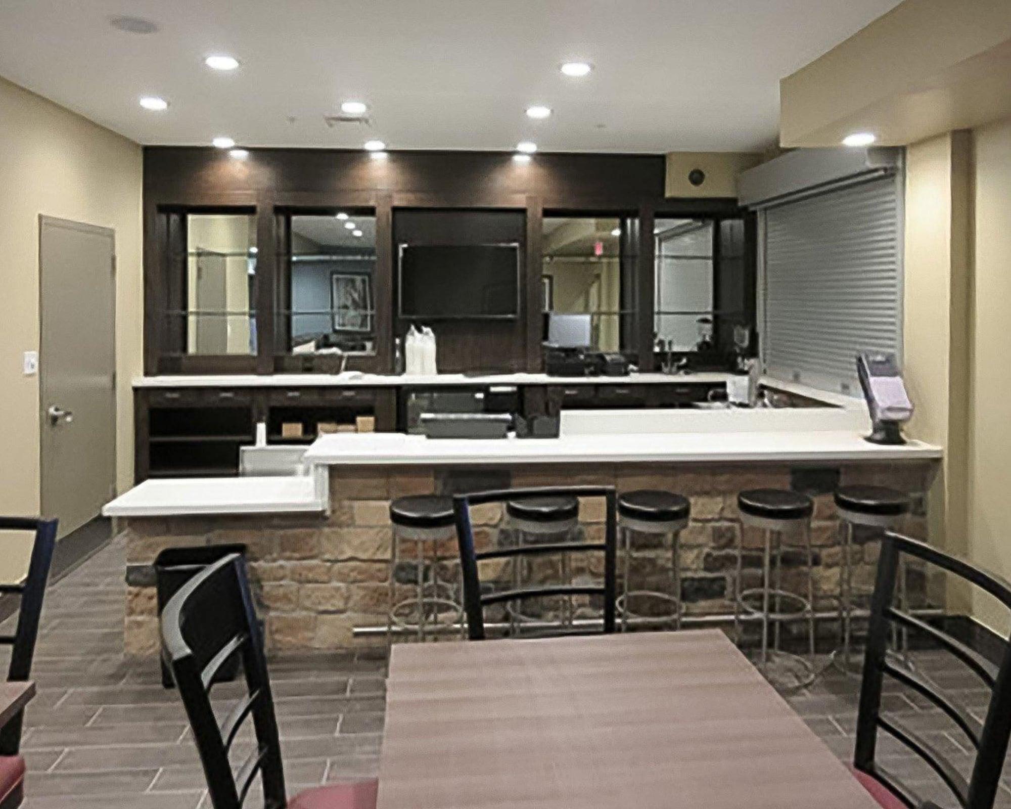 Restaurant Mainstay Suites