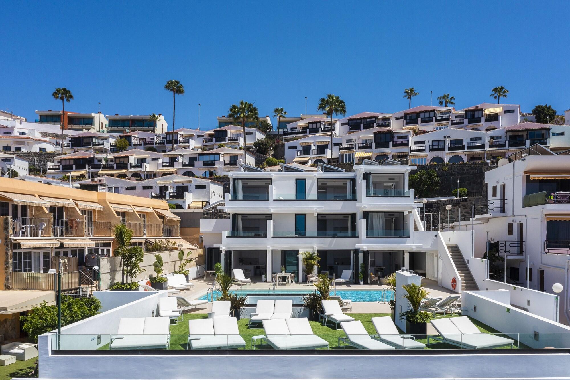 Vista Exterior Palmera Sea View