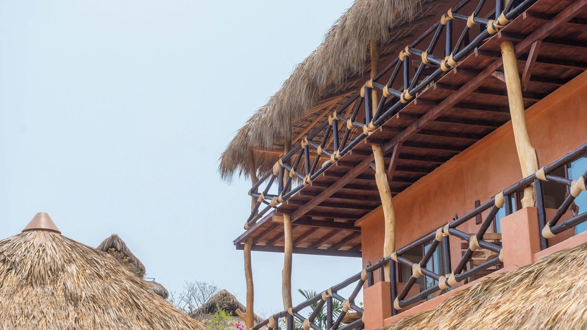 Vista Exterior La Alberca Boutique Hotel