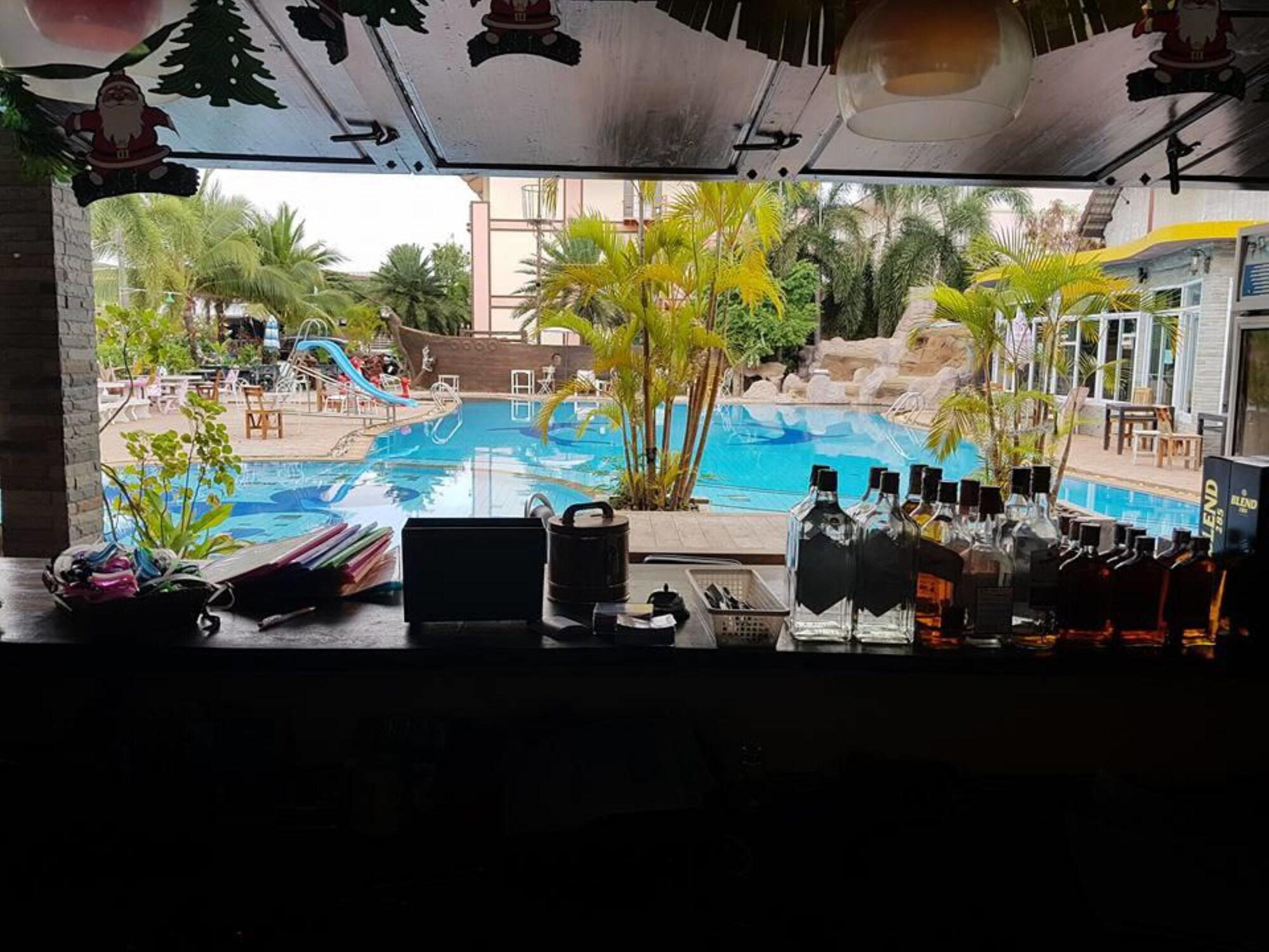 Instalaciones Recreativas Ruysuk Hotel & Swimming Pool