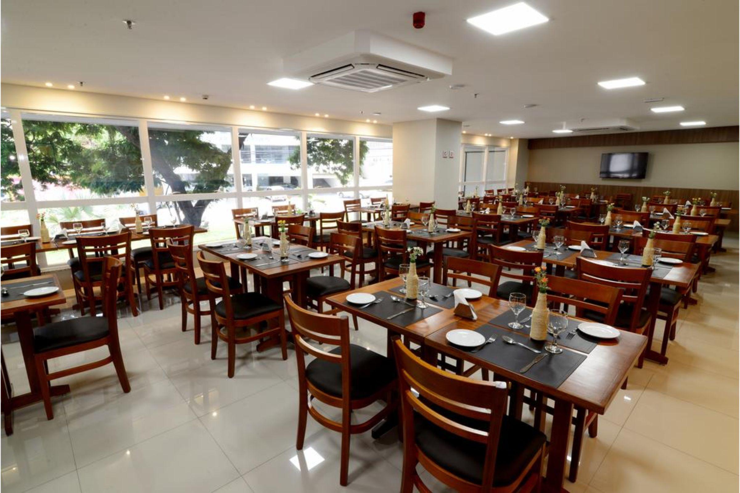 Restaurant Easy Hotel Cachoeiro De Itapemirim