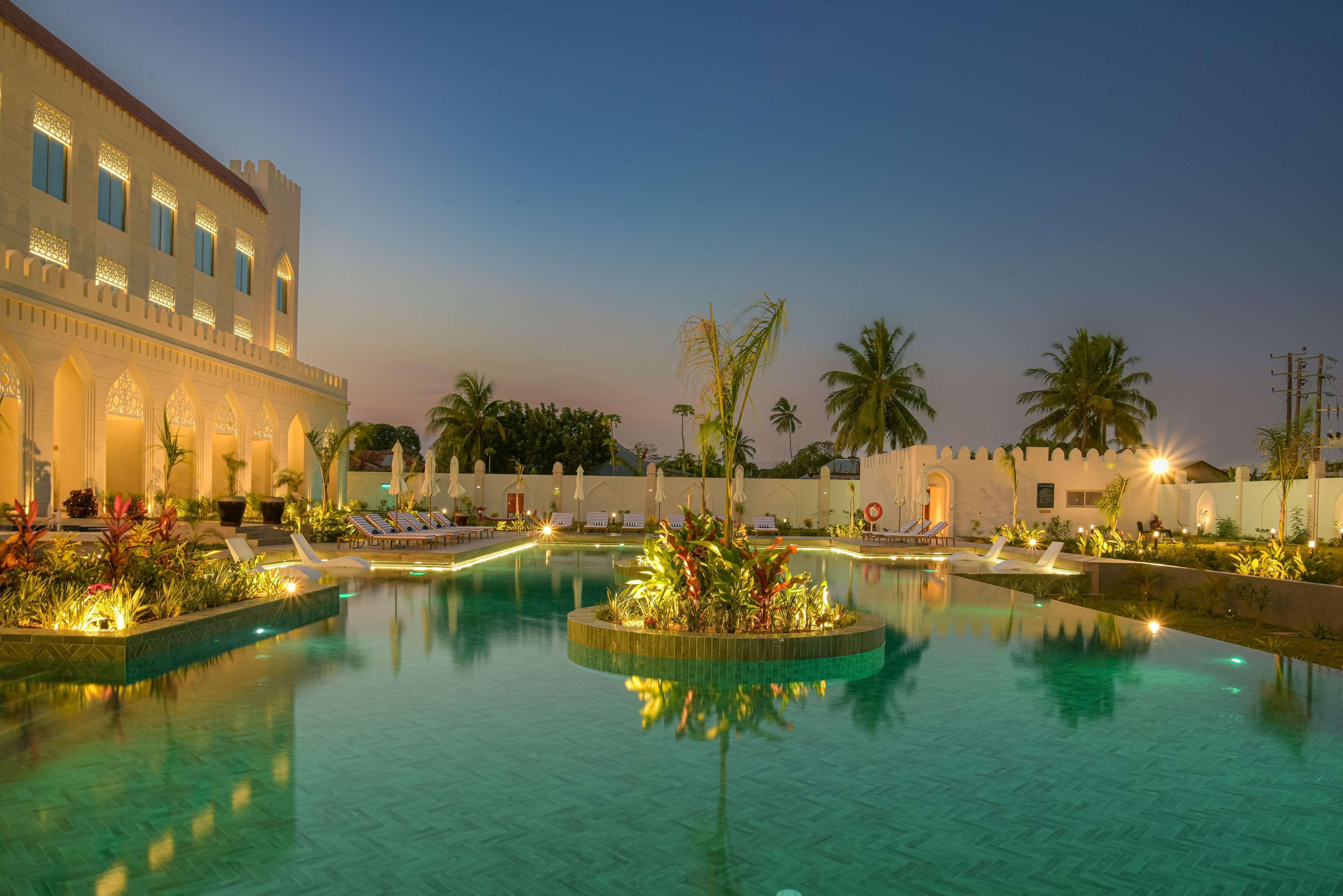 Vista Piscina Golden Tulip Zanzibar Airport