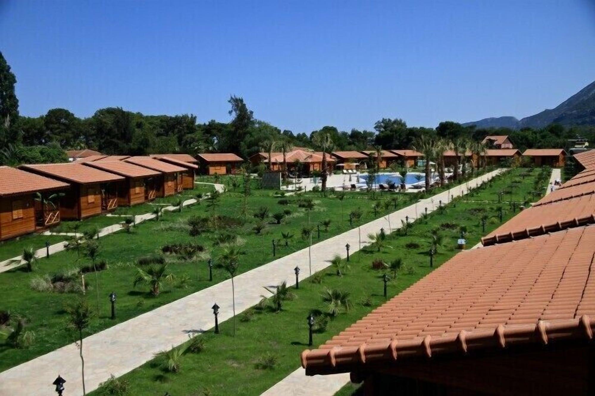 Vista Exterior Hotel Odile