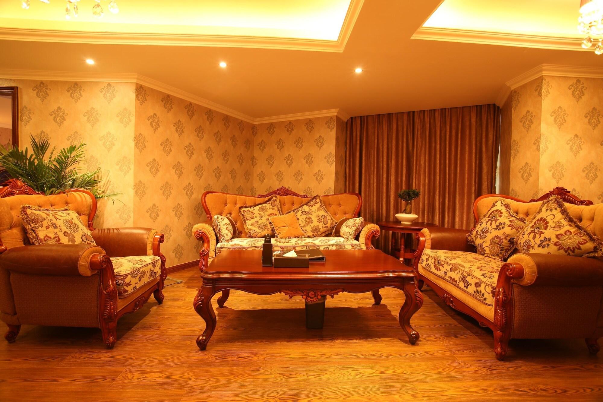 Comodidades del Alojamiento Jiali Holiday Inn Wanhe Branch