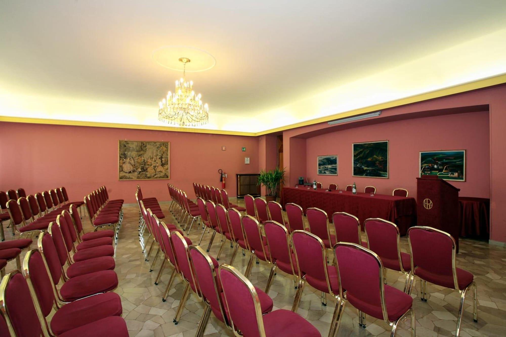 Sala de Reuniones Hotel de Paris
