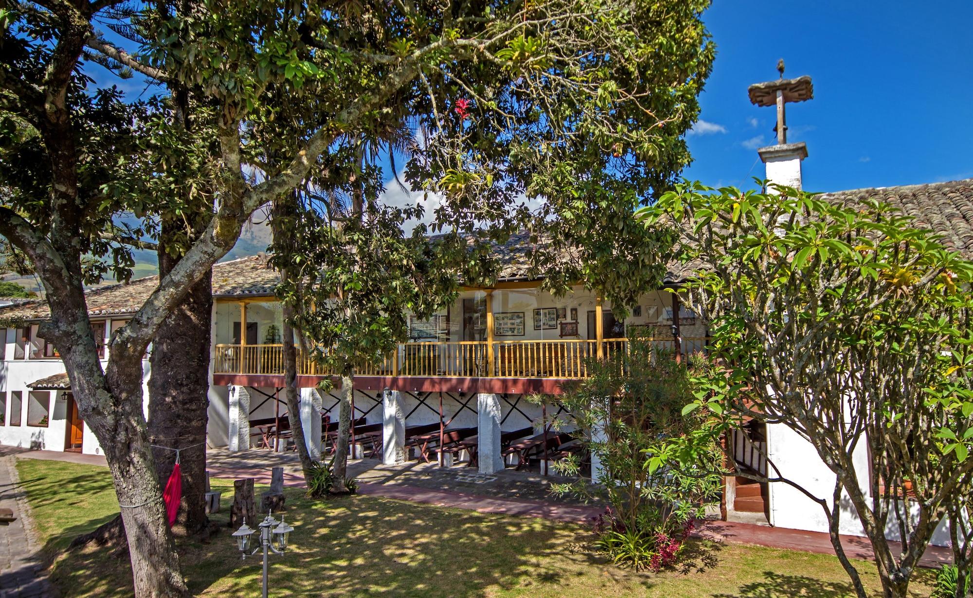 Vista Exterior Hacienda Chorlavi