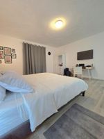 Alquiler Vacacional - Spacious 3-bedroom apartment with AC, WiFi in beautiful Punta Cana