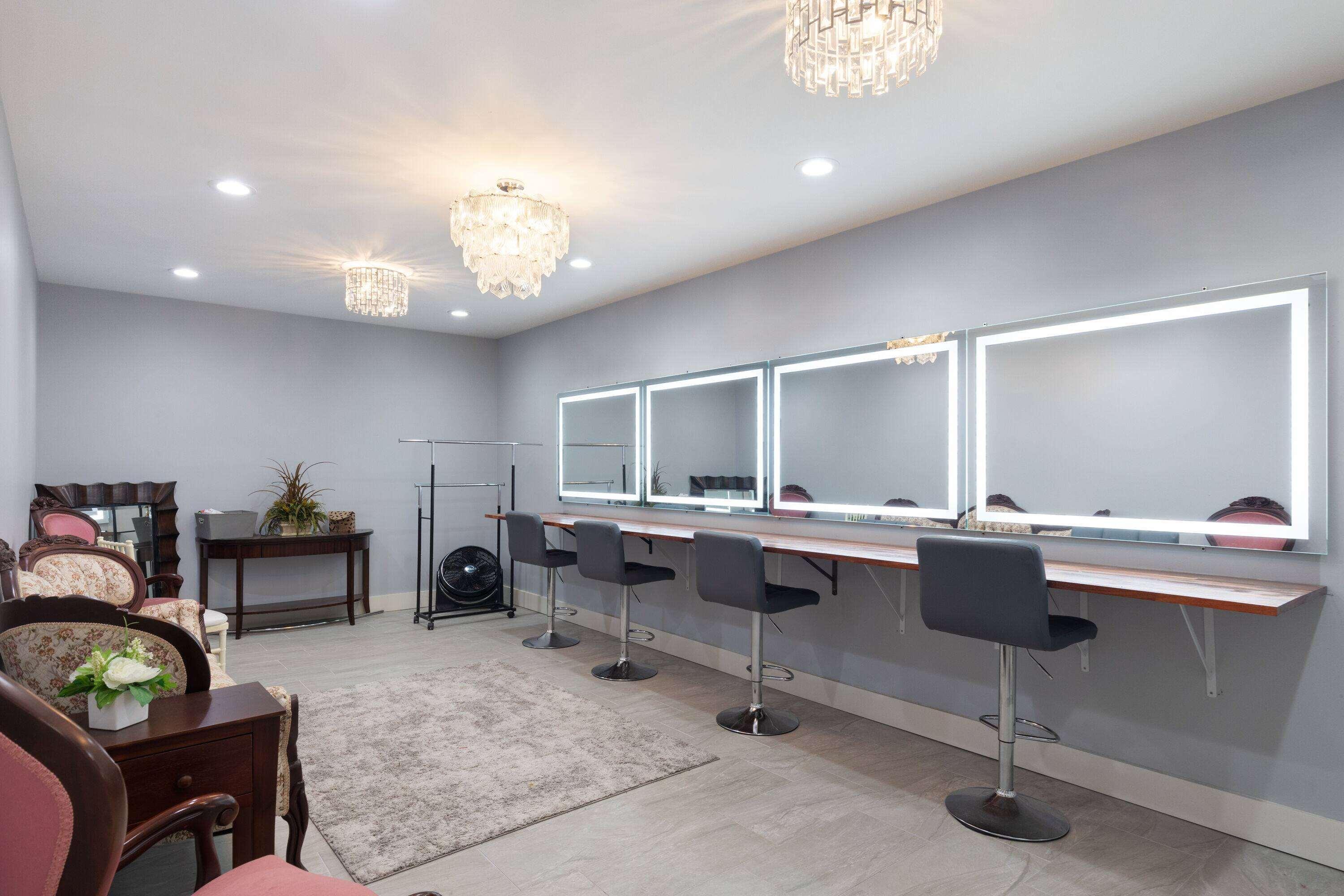 Centro de Negocios Super 8 By Wyndham Riverside Al