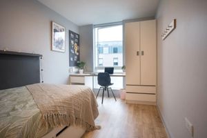 Arriendo temporal - Student Only The West Wing