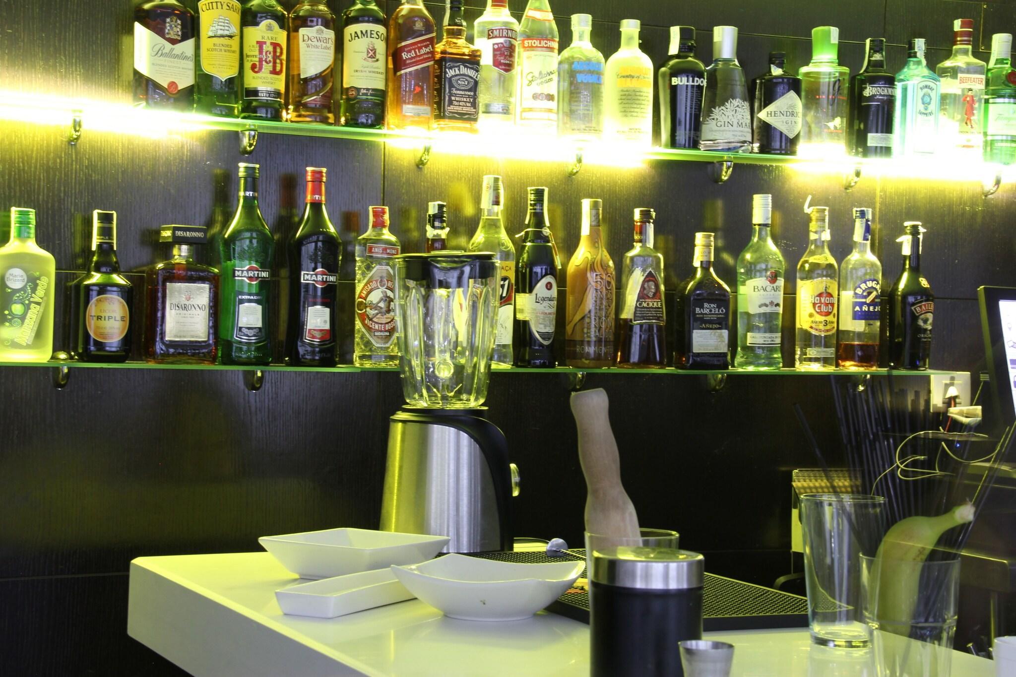 Bar/Salón Universal Hotel