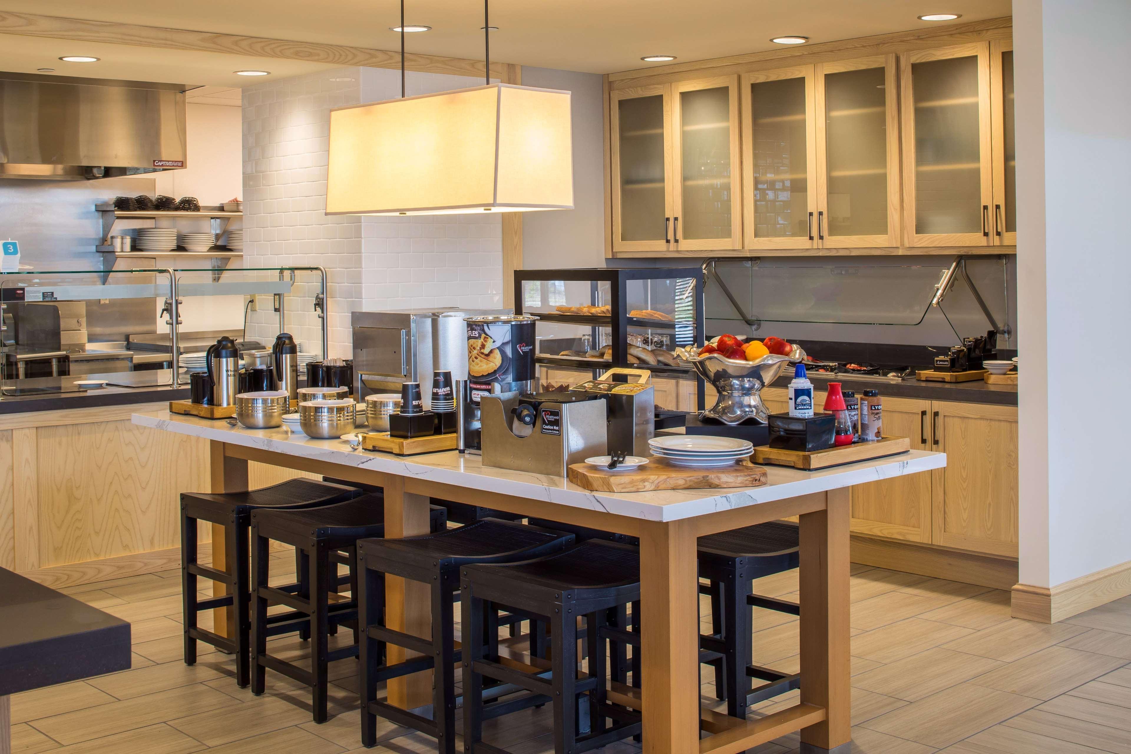 Restaurant Hilton Garden Inn Pittsburgh Airport