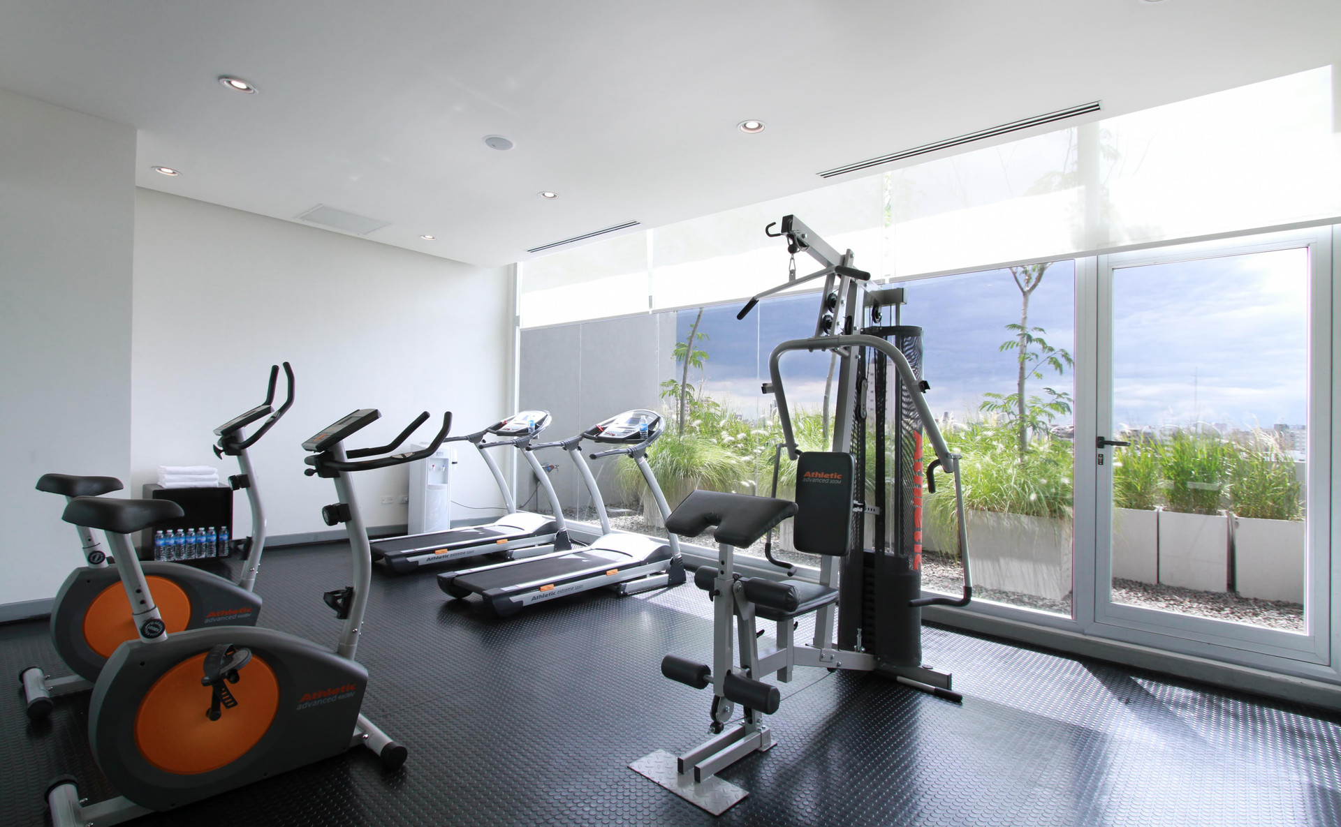 Gimnasio Dazzler by Wyndham Asunción