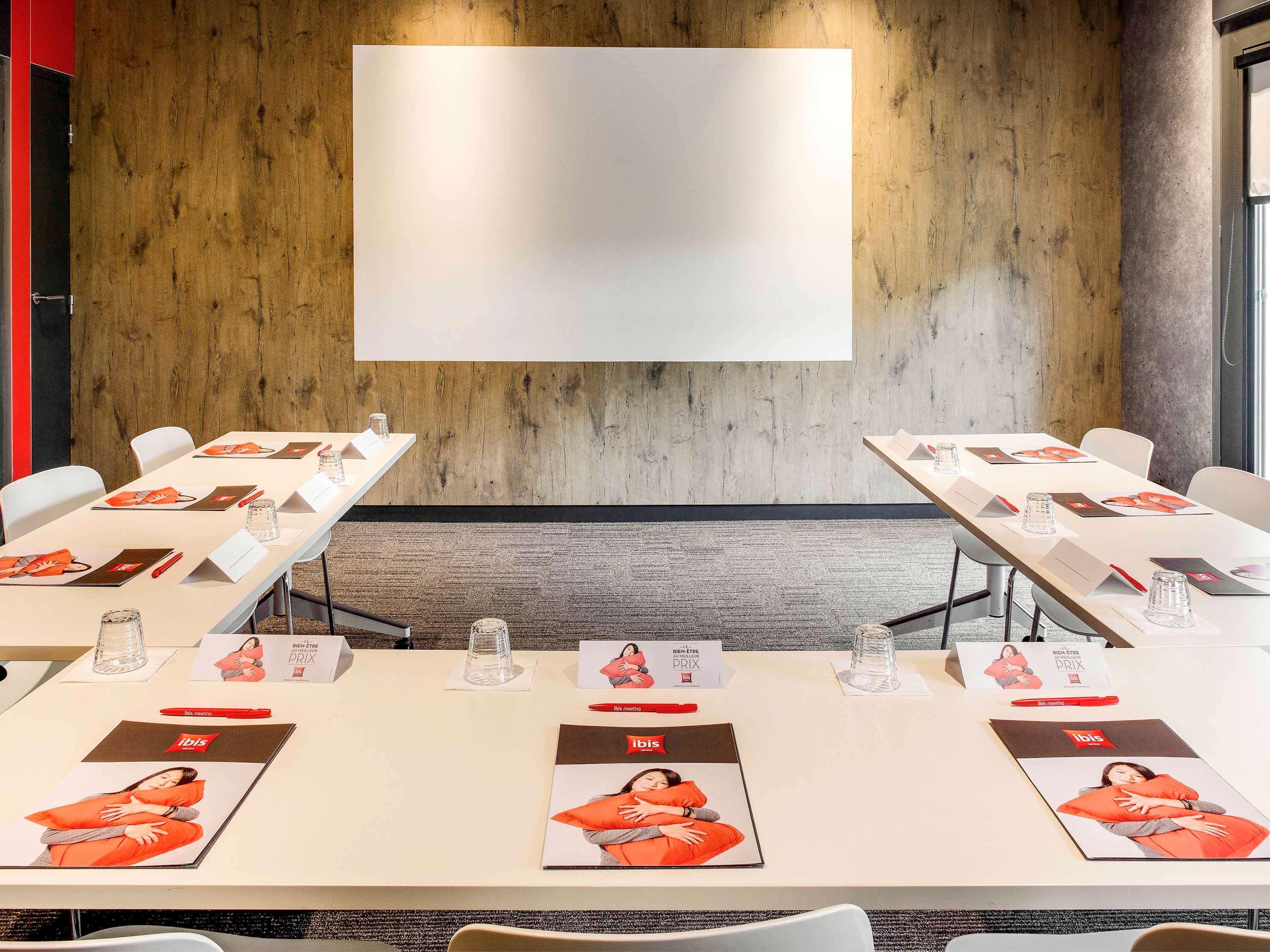 Centro de Negocios ibis Montceau-les-Mines