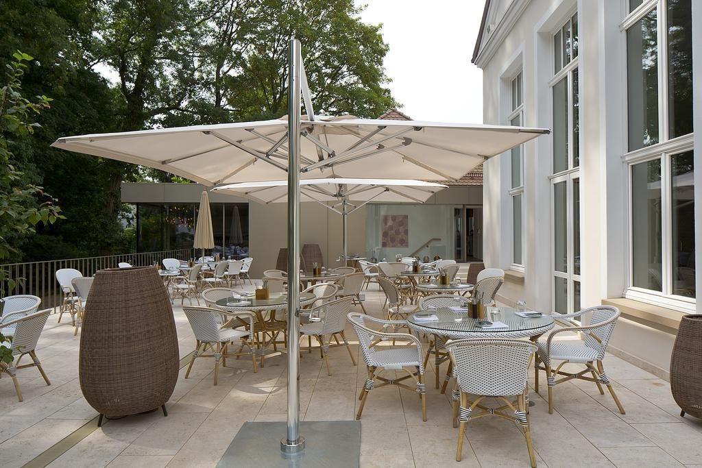 Restaurant LA Maison Hotel