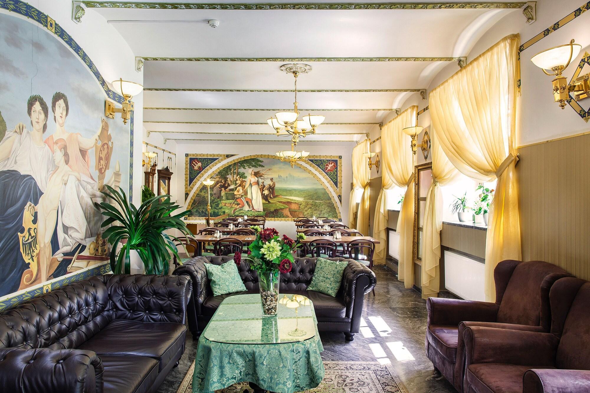 Vista Lobby Hotel Taurus