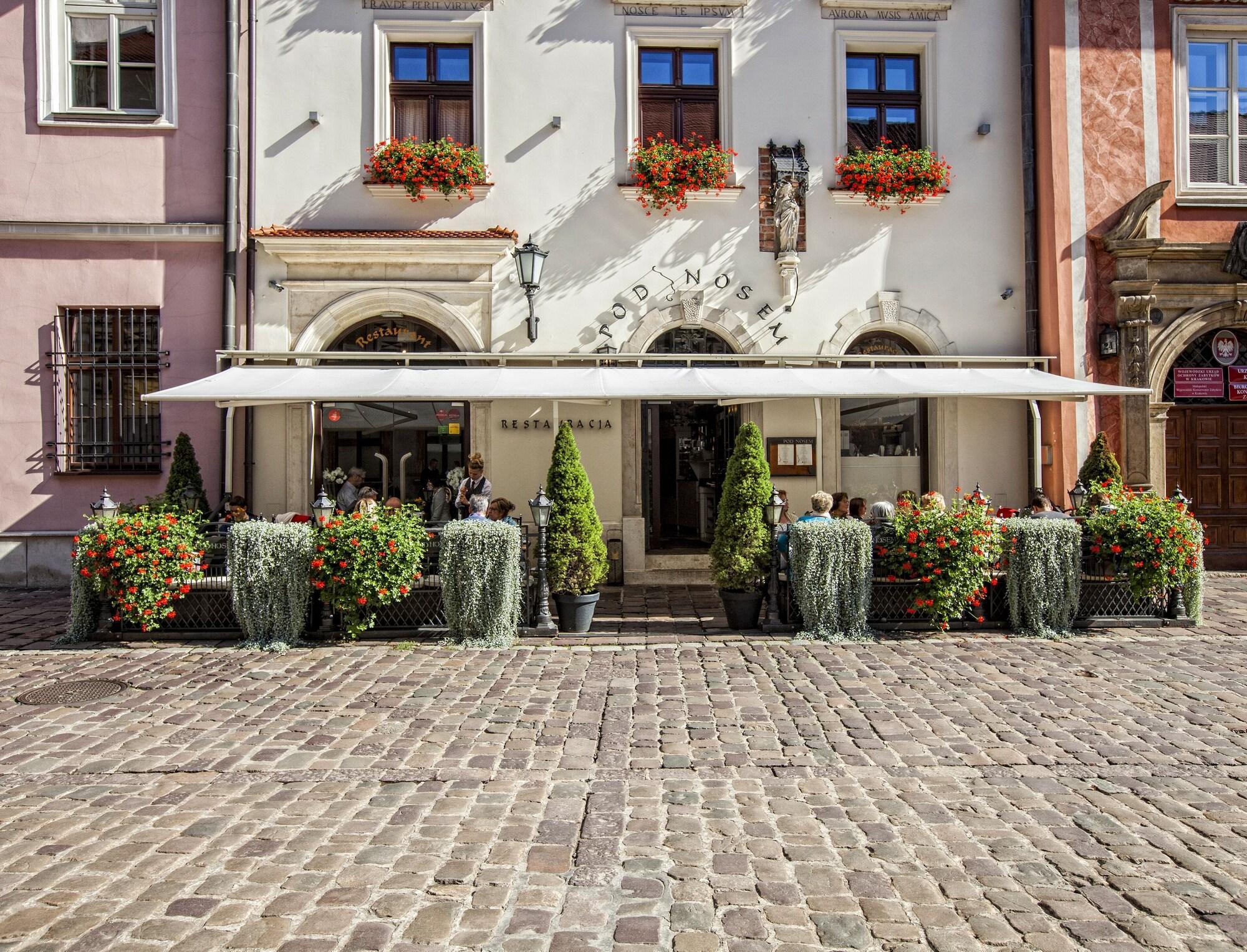 Vista Exterior Kanonicza 22