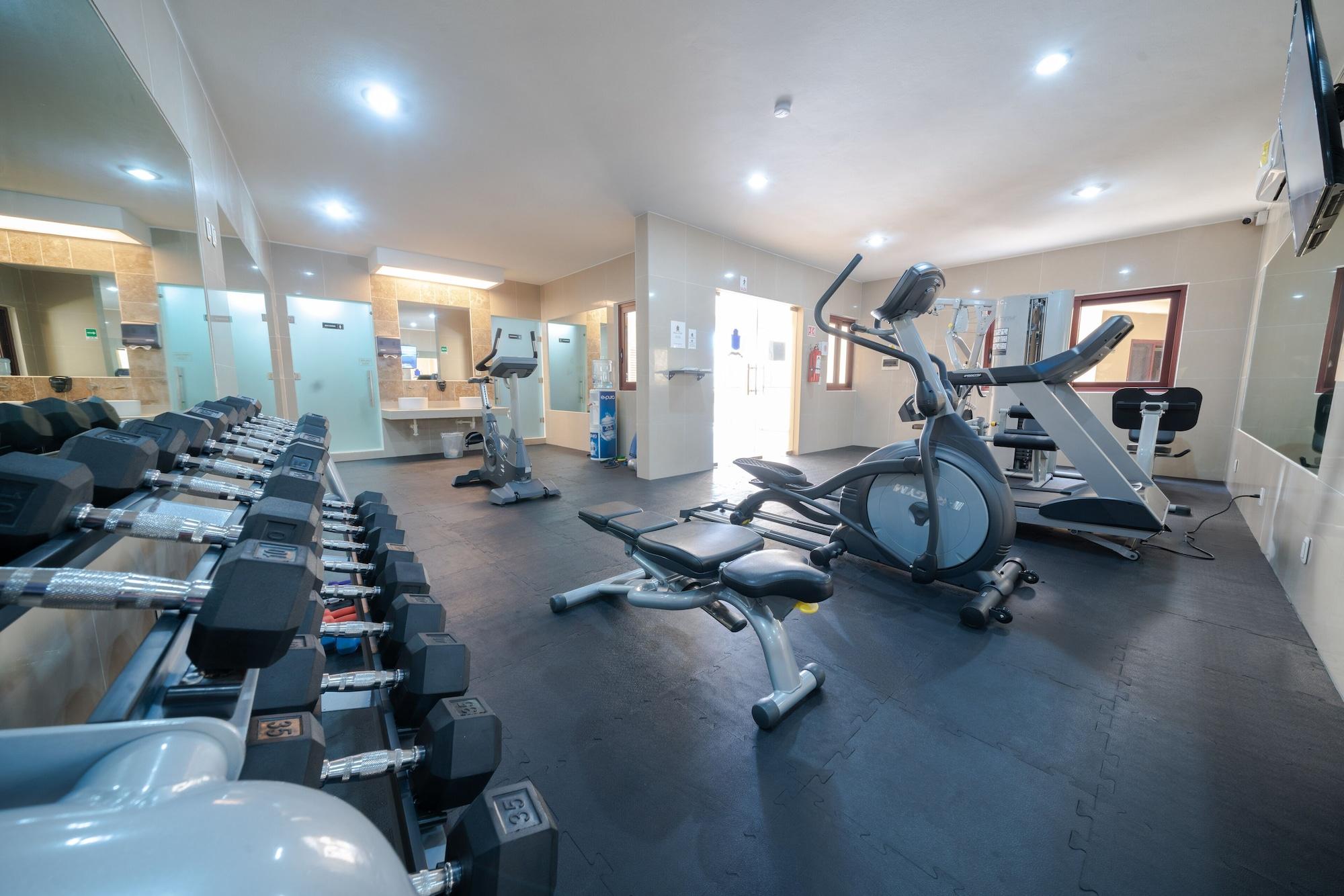 Gimnasio Faro Reef 401 by NAS