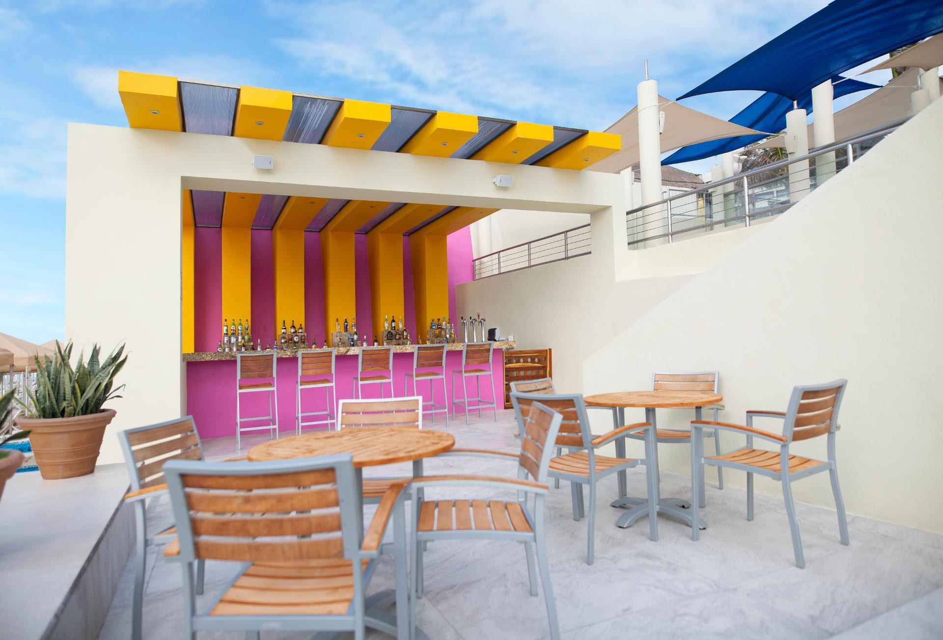 Bar/Salón Crown Paradise Club Cancún - All Inclusive