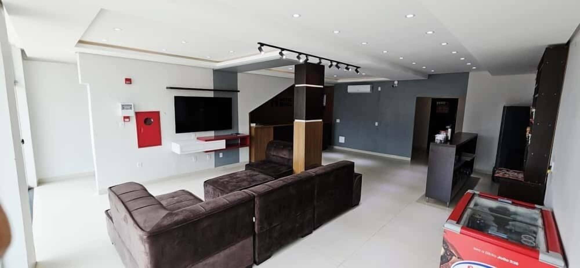 Comodidades del Alojamiento Hotel Ideal 5