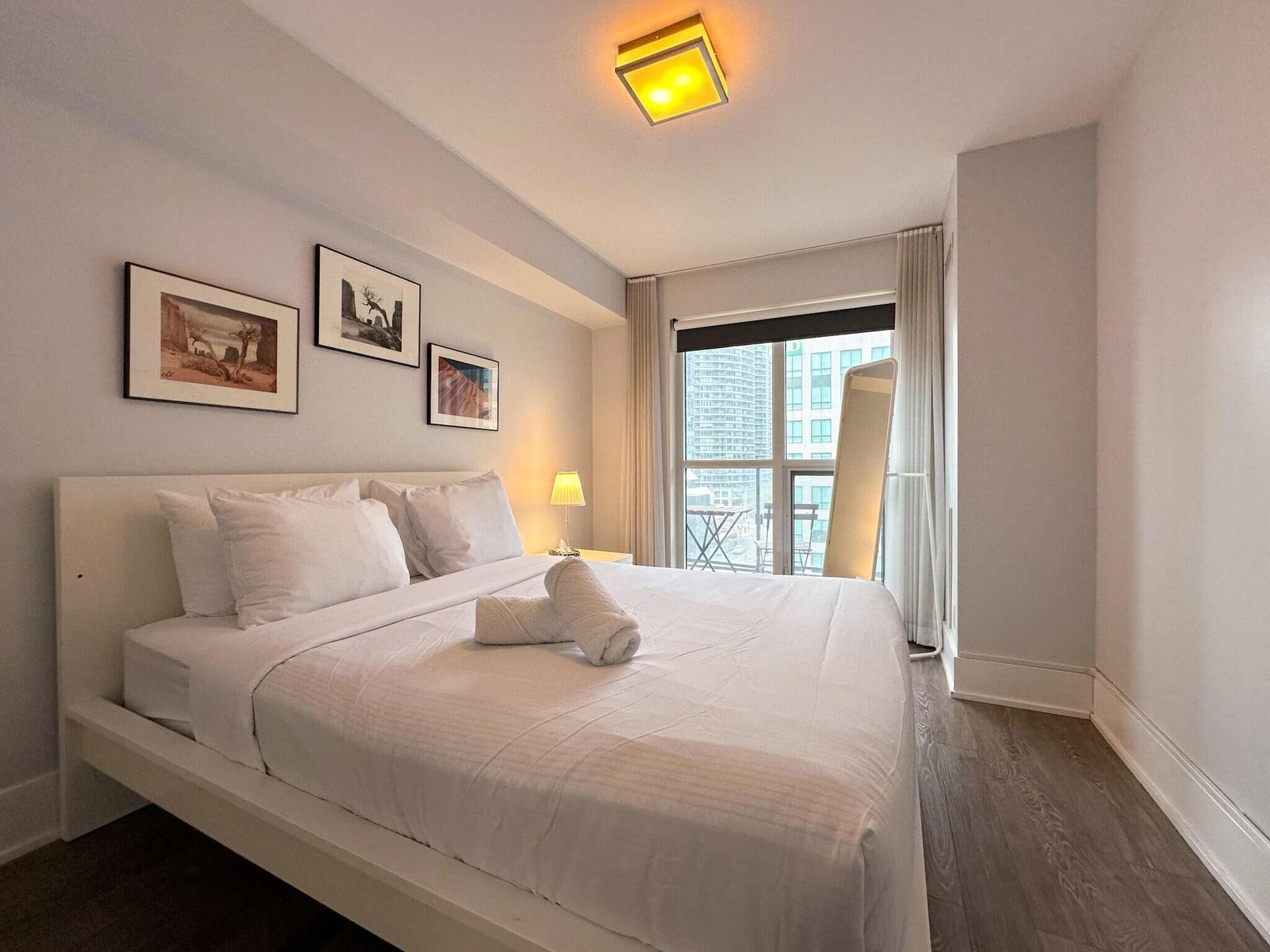 Habitación Chic Downtown Suites - By CN Tower