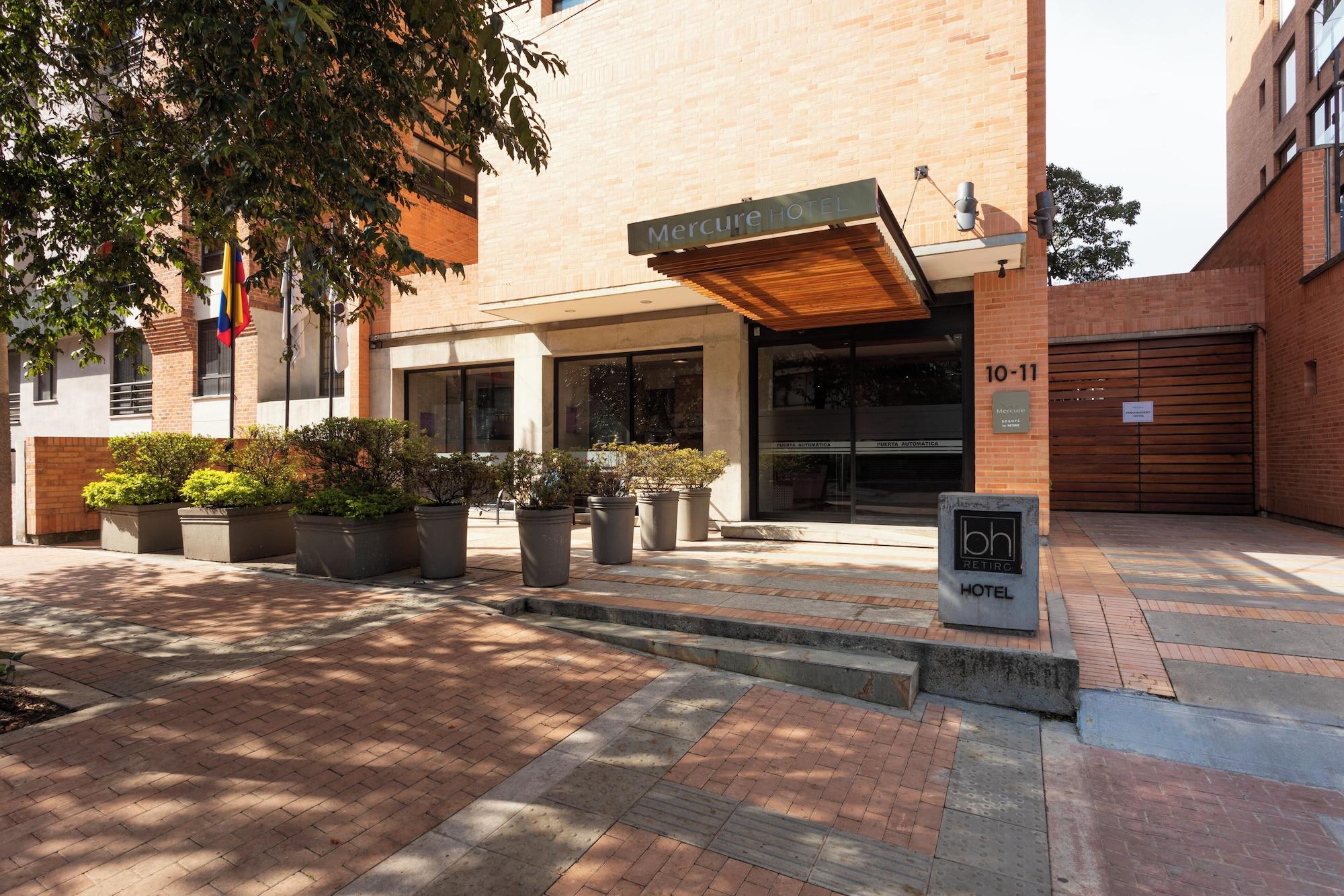 Vista Exterior Mercure bh Retiro