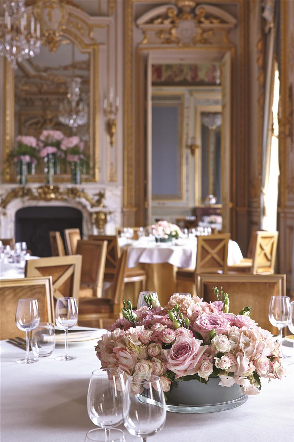 Hotel Shangri-La Hotel Paris