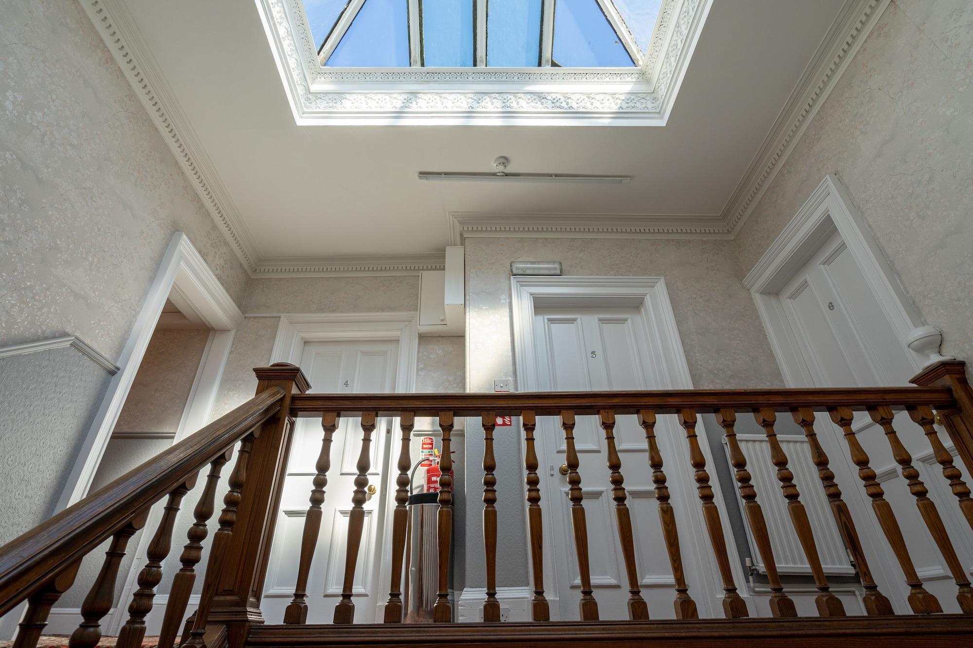 Vista Lobby Kingsley Edinburgh