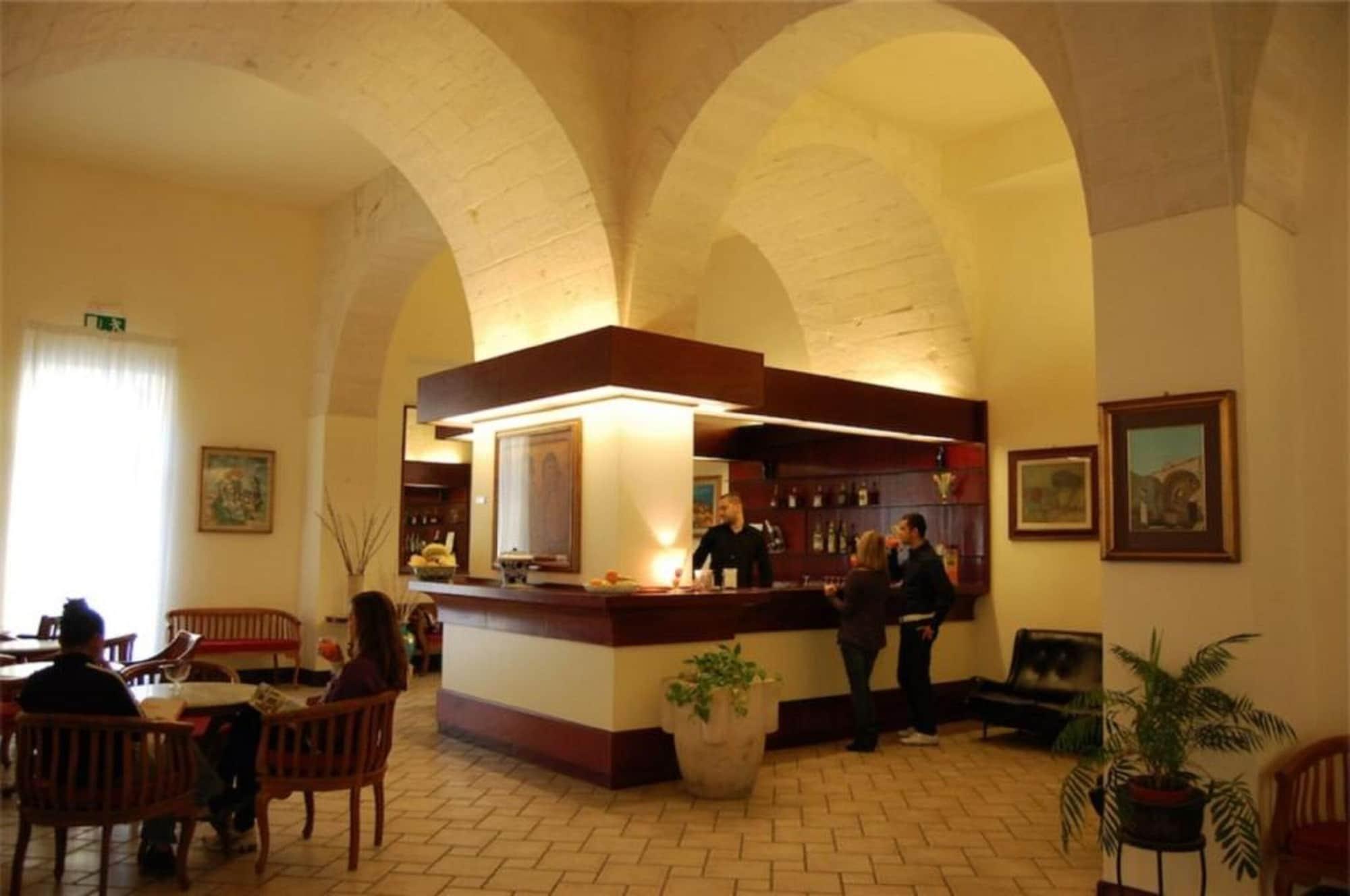 Bar/Salón Hotel Miramare