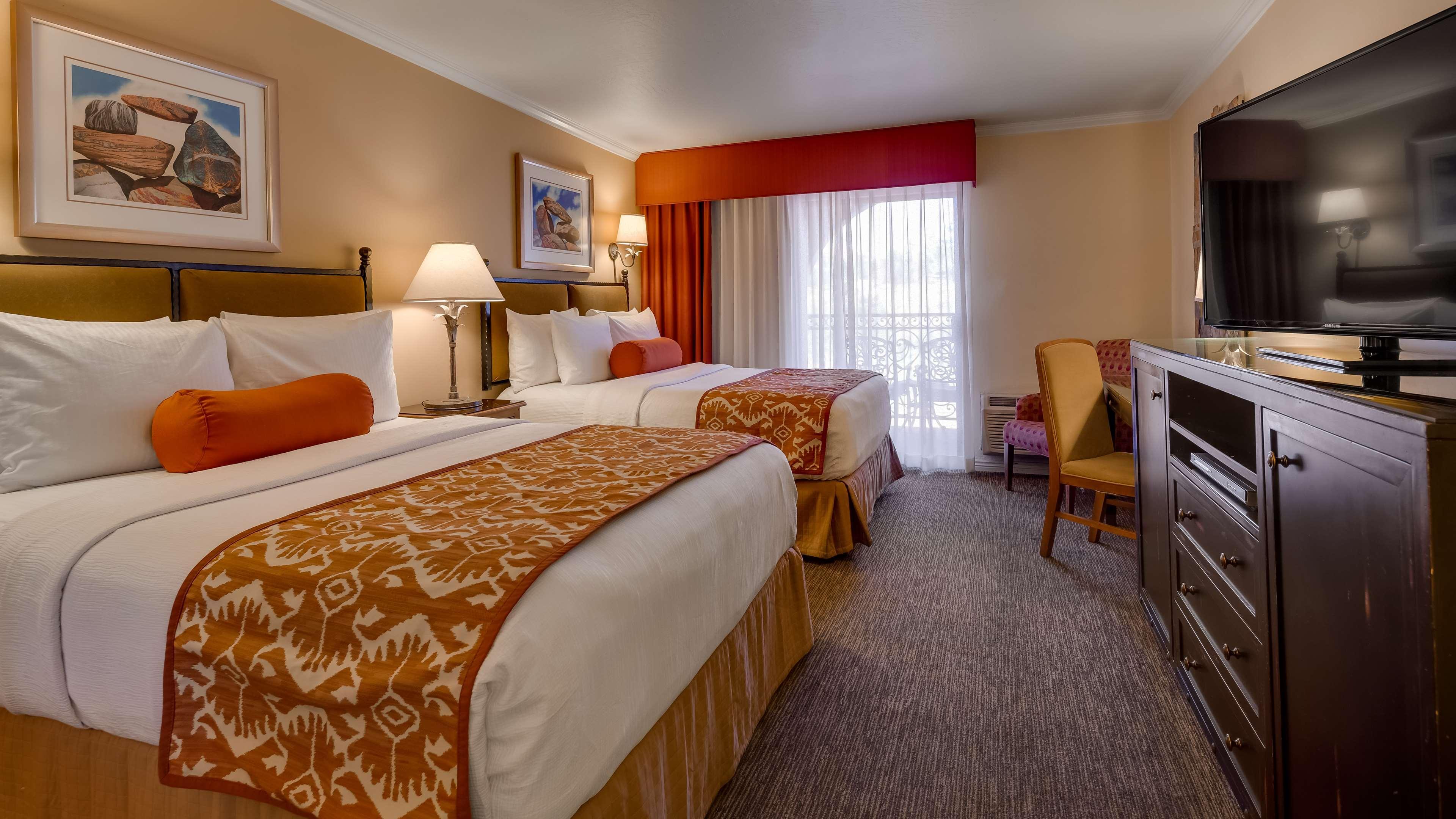 Vista Exterior Best Western Plus Arroyo Roble Hotel & Creekside Villas