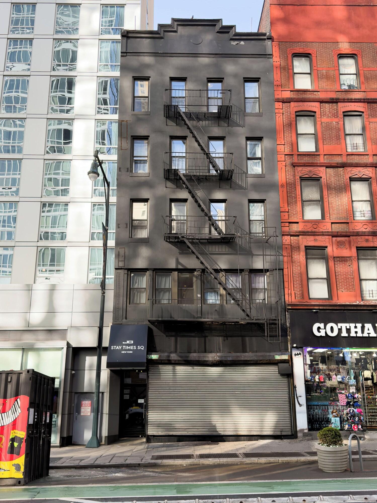 Vista Exterior JGSTAY - Times Square