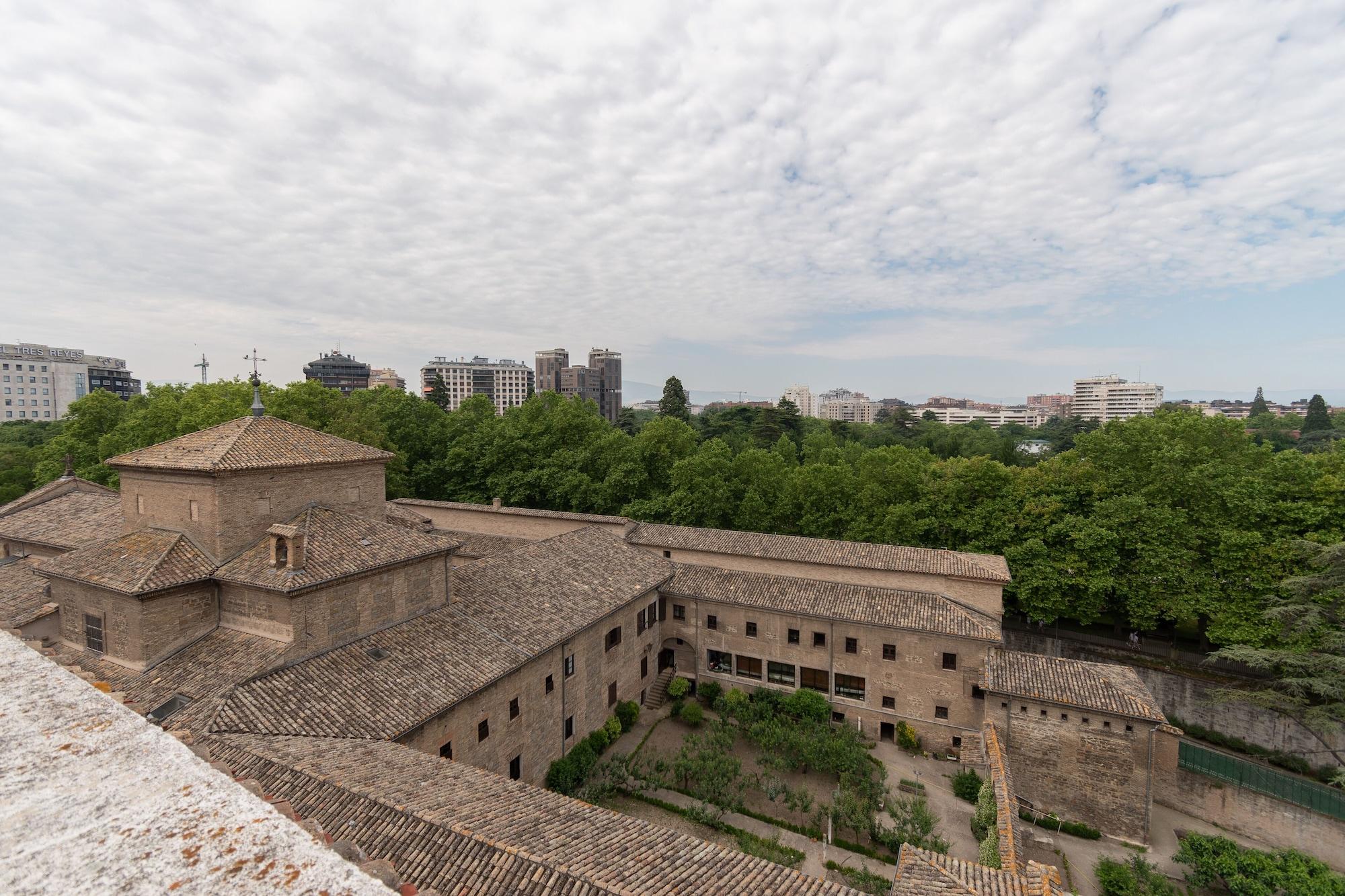 Varios Alda Centro Pamplona