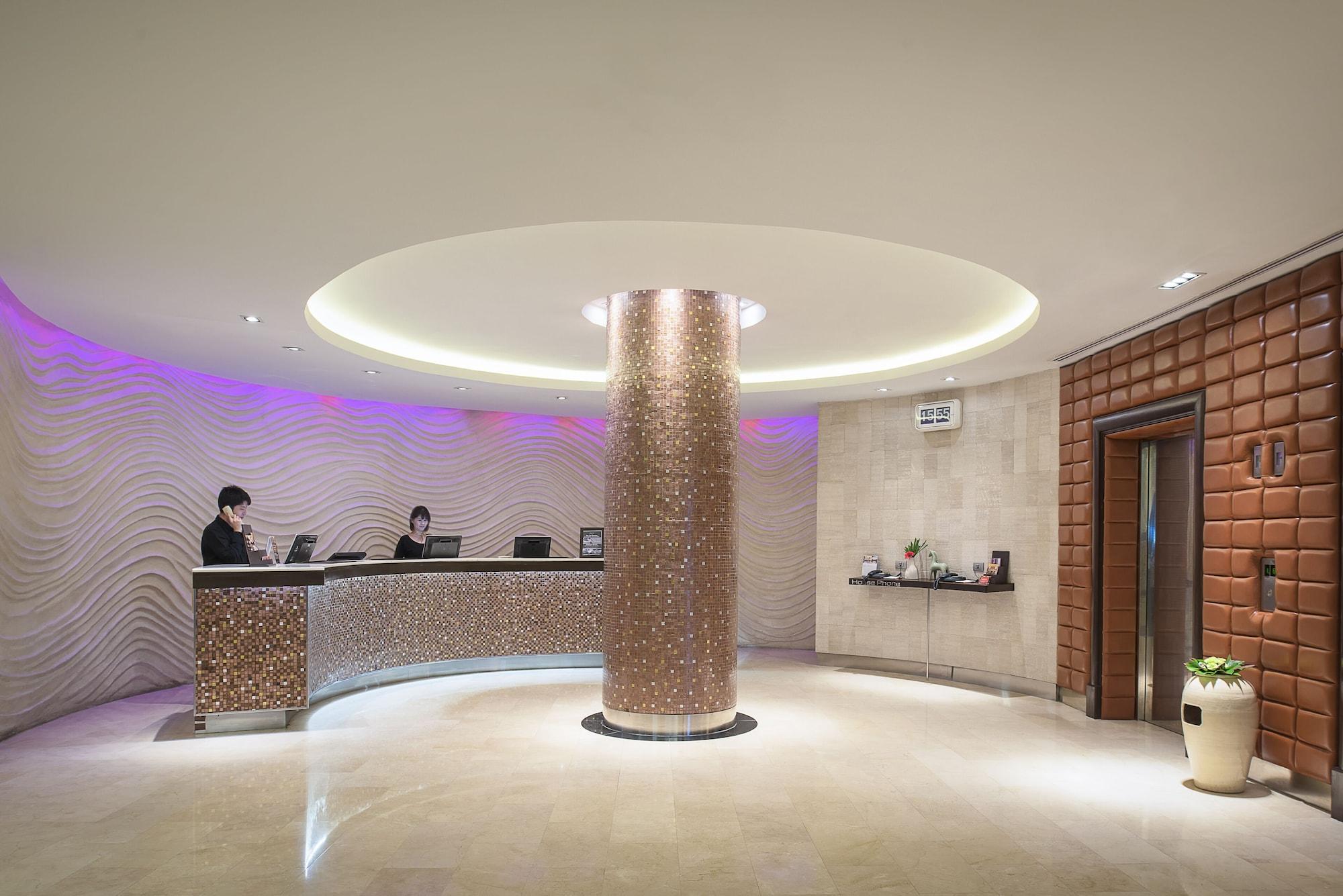 Vista Lobby The Davis Bangkok Hotel