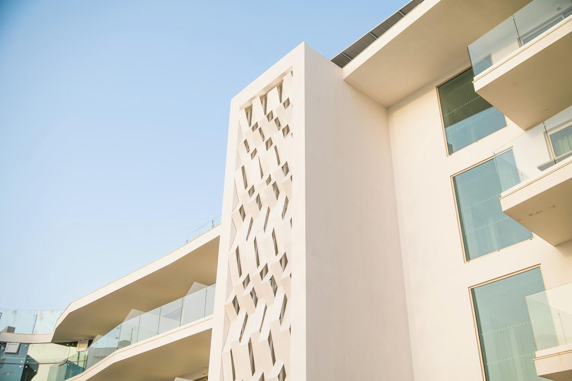 Vista Exterior Castelo Suites Hotel