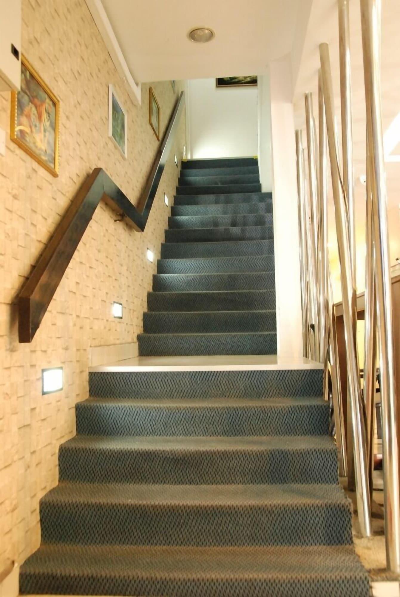 Vista Exterior LaComme Inn