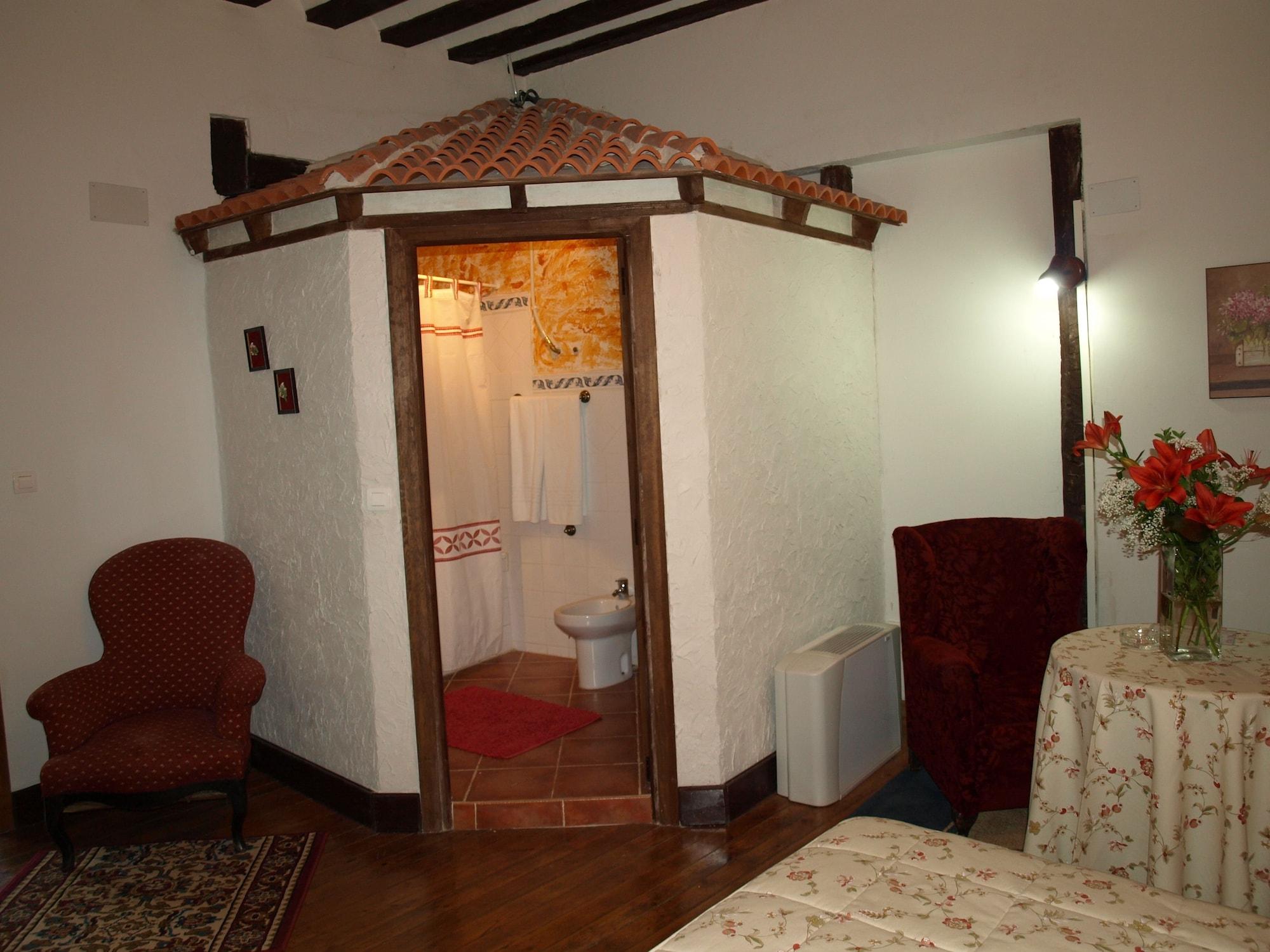 Equipamiento de Habitación Gran Posada La Mesnada