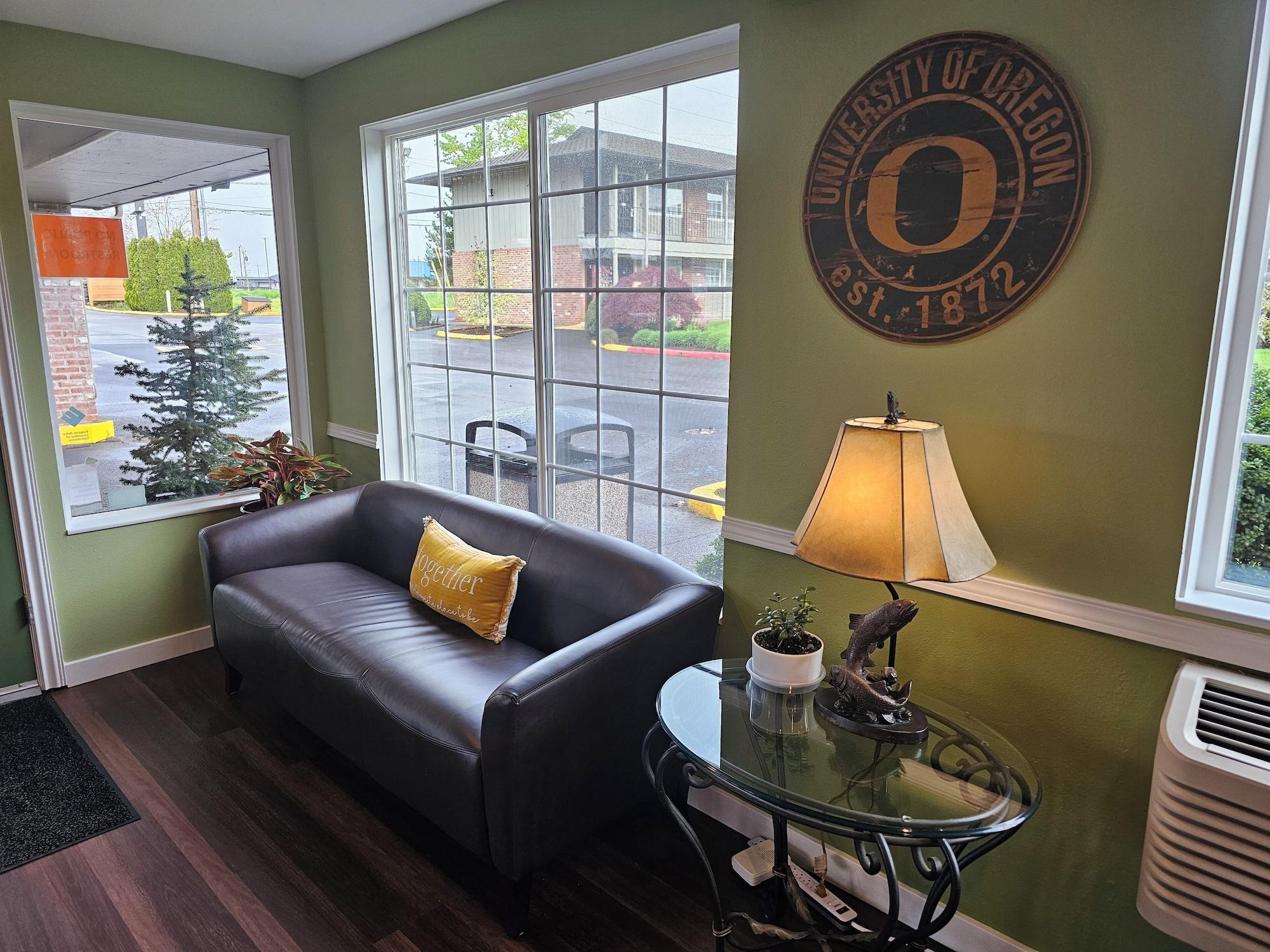 Vista Lobby Village Inn Springfield