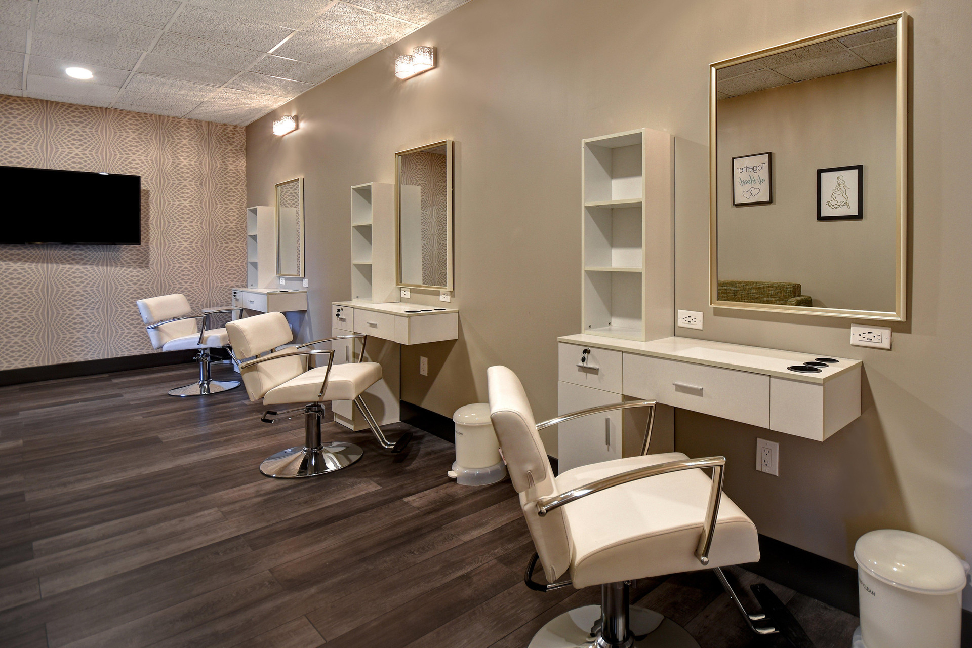 Vista Lobby Holiday Inn Philadelphia-Cherry Hill by IHG