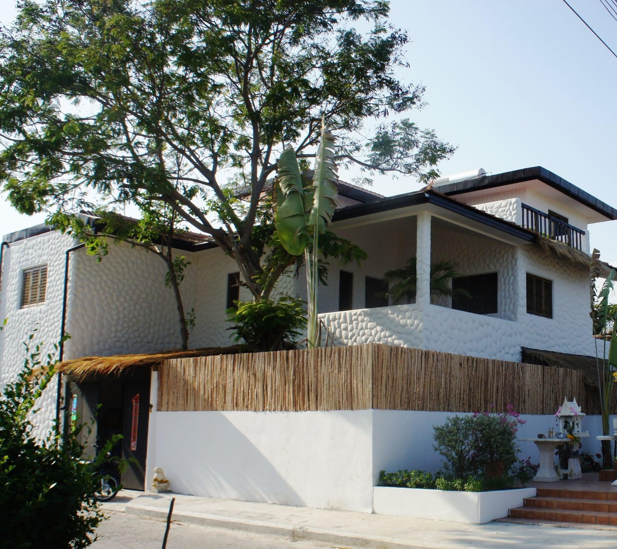 Vista Exterior BTC Boutique Resort Hua Hin