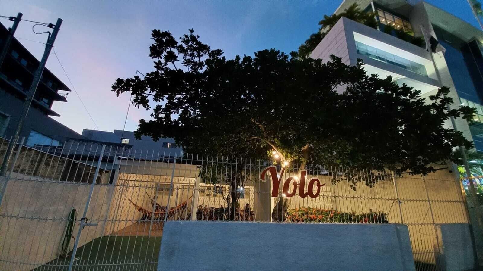 Varios Yolo Hostel
