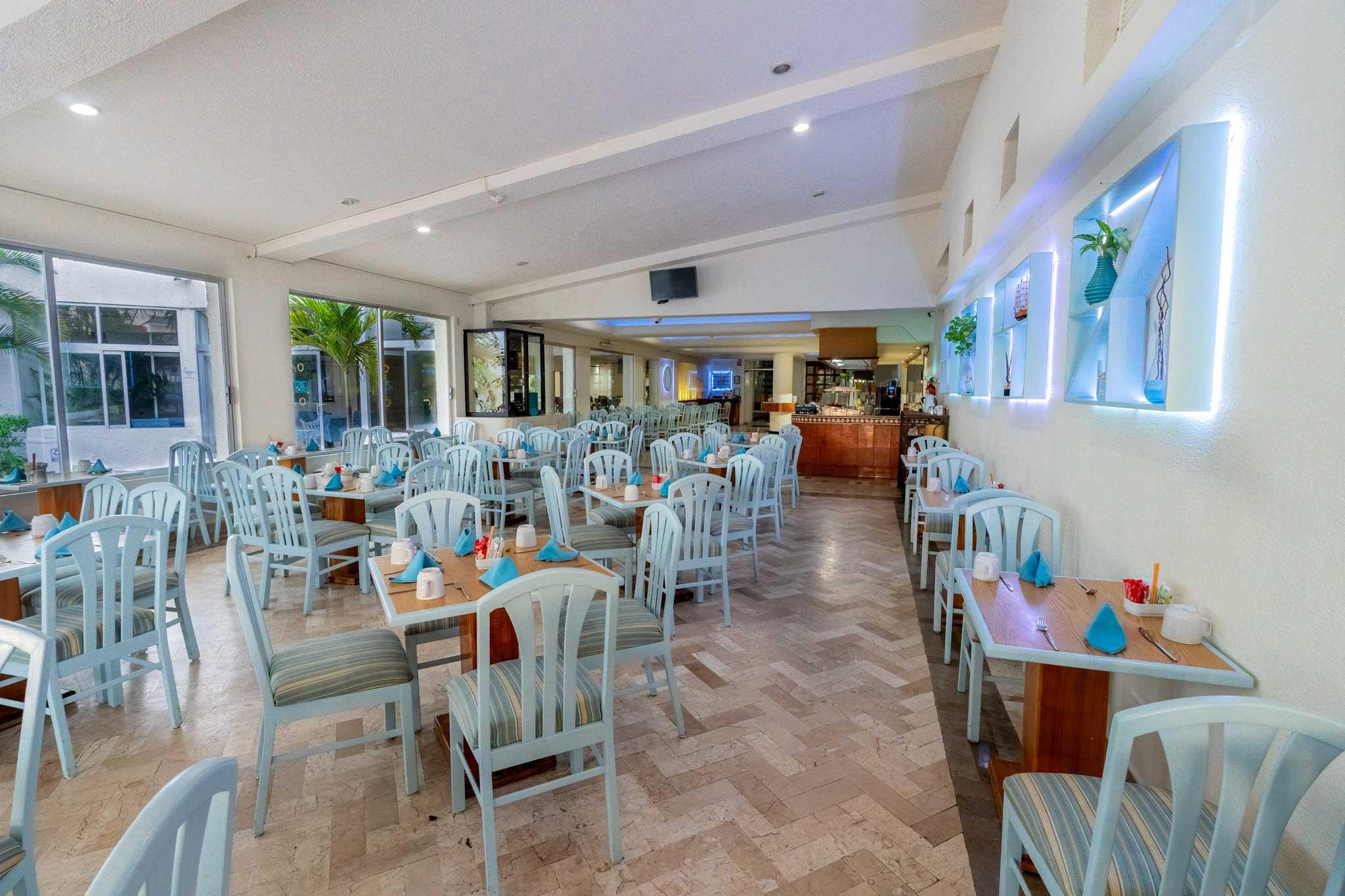Restaurant Aquamarina Beach Hotel